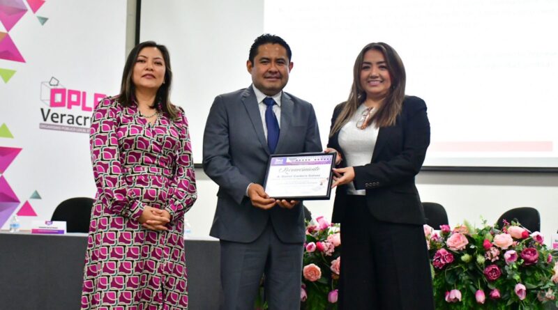 OPLE Veracruz fortalece el Proceso Electoral con firma de Convenio con el Colegio de Notarios de Veracruz