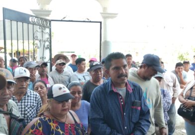 Familiares y amigos exigen justicia para José Luis Chiapahua en la Fiscalía Regional del Uxpanaba; piden que Ramírez Zepeta de la cara