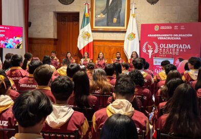 Rocío Nahle abandera a delegación que asistirá a la Olimpiada Nacional CONADE