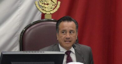 Nahle denuncia presunto daño patrimonial en la Secretaría de Salud por más de 1,600 mdp con Cuitláhuac García Nahle denuncia presunto daño patrimonial en la Secretaría de Salud por más de 1,600 mdp con Cuitláhuac García