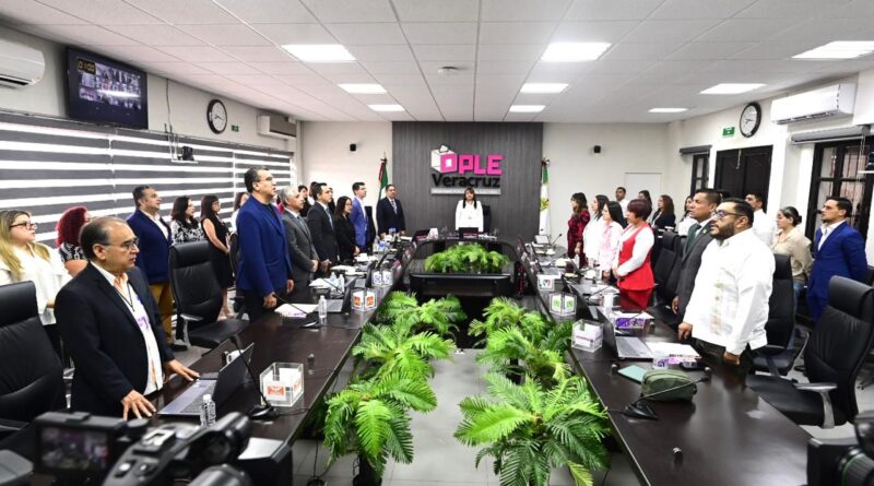 Consejo General del OPLE Veracruz se instala en sesión permanente para vigilar la Jornada Electoral del PELO 2024-2025