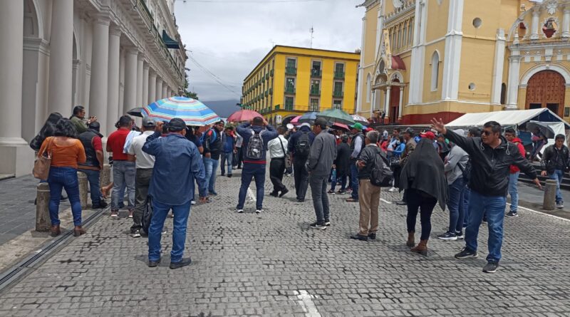 Docentes de Veracruz piden la remoción de la directora de Educación indígena, Nidia Carilú Nava