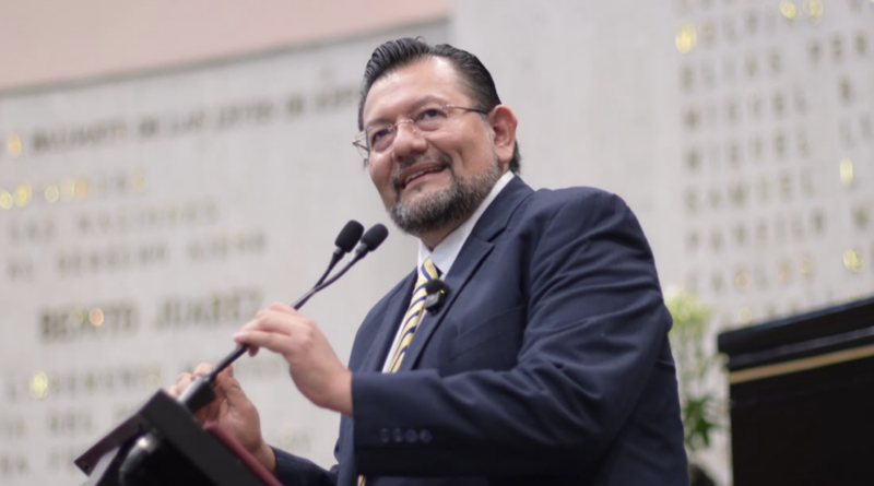 Sancionarían penalmente la violencia contra adultos mayores 