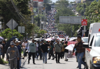 Maestros de la CNTE exigen justicia a 20 años del fallido desalojo priista de Ulises Ruiz en Oaxaca​