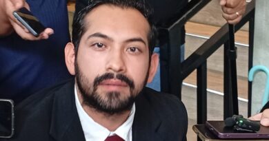 Litigante y extrabajador de la UV acusa de presunto hostigamiento y violencia institucional