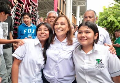 Ninguna escuela quedará fuera del programa de mobiliario: Rocío Nahle García