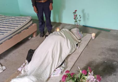 Por la pobreza, don Luis carece de dinero para sepultar a su esposa, en Ixhuatlancillo