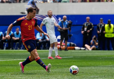 España golea 3-0 a Austria y avanza sin dificultades a octavos
