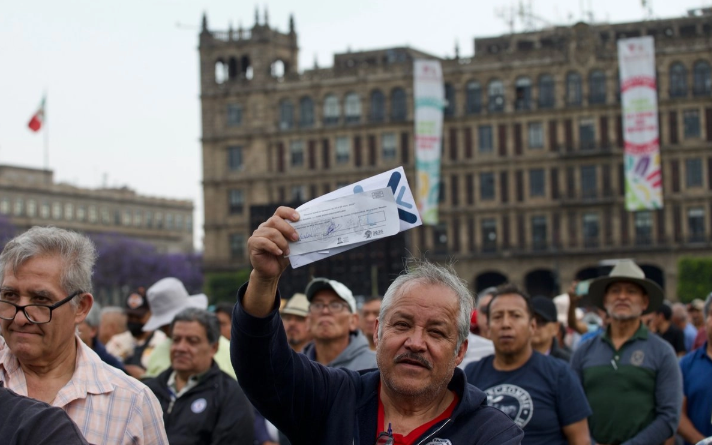Prevén ligero incremento en los programas de gasto público para 2027; pasarán de 661 a 672