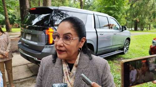 Debe cumplirse el principio de gratuidad en las inscripciones en todos los niveles educativos: Claudia Tello