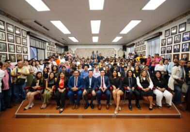 Refrenda Ayuntamiento compromiso por los derechos de las juventudes, instalaron su Cabildo