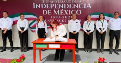 Honra IMSS Veracruz Norte al Padre de la Patria en 216° Aniversario de la Independencia de México