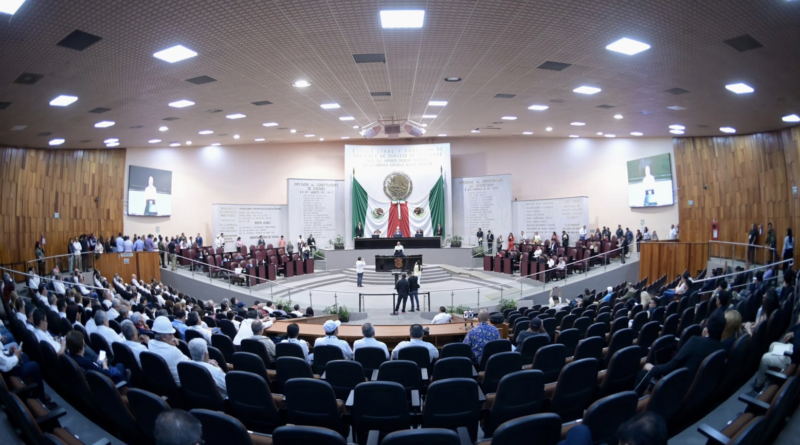 Modifica LXVII Legislatura la integración de diversas Comisiones