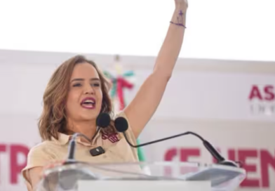 ¿Quién es Clara Luz Flores, coordinadora de Morena para Nuevo León?