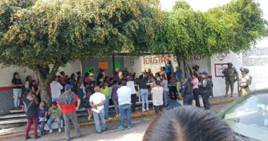 Padres de familia mantienen tomada escuela primaria de la ciudad de Córdoba, Veracruz