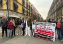 Trabajadores del IMSS entregan a Presidencia pliego petitorio; refrendan demanda de alza salarial del 10%