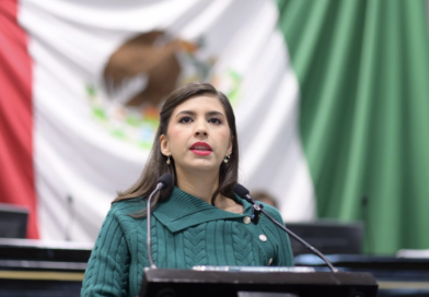 Buscan agilizar entrega de títulos profesionales